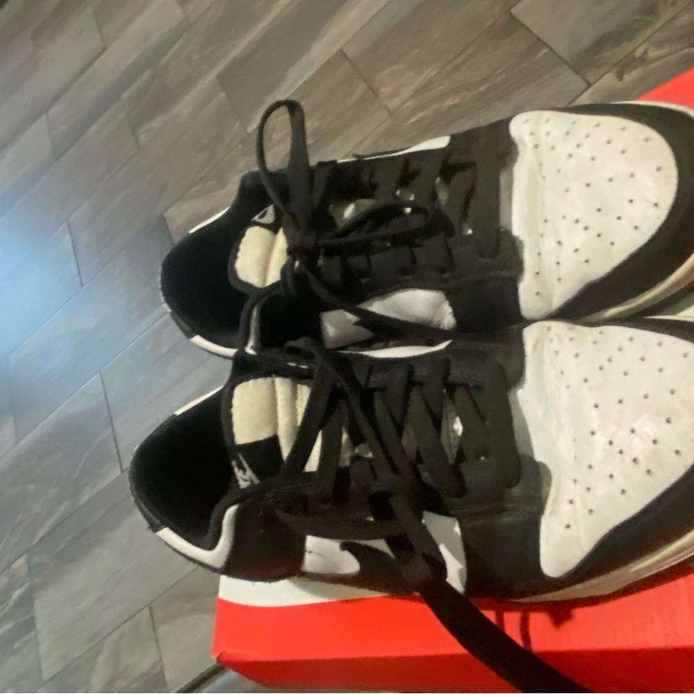 Nike Panda Dunks